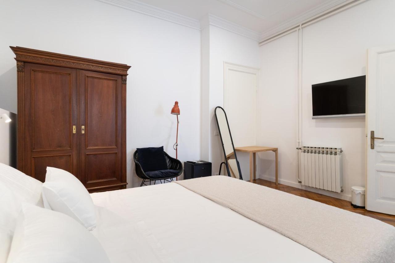 Mimi Carera Apartment & Room 罗维尼 外观 照片